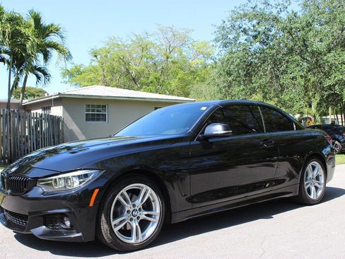 Used 2019 BMW 430i Convertible w/ M Sport Package RWD image 3