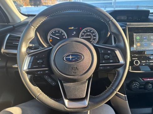 Used 2022 Subaru Forester Premium image 17