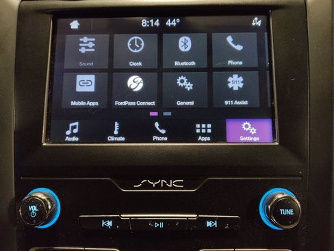 Used 2019 Ford Fusion SEL FWD image 25