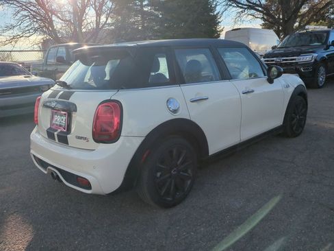 Used 2019 MINI Cooper S w/ Premium Package image 5