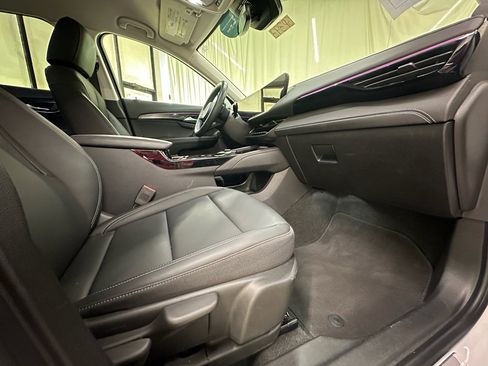 Certified 2025 Buick Envision Preferred AWD/4WD image 16