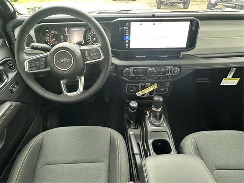 New 2025 Jeep Wrangler Sahara image 22