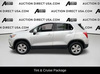 Used 2019 Chevrolet Trax LS w/ Tint and Cruise Package AWD/4WD video 3