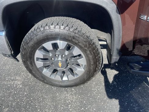 Used 2024 Chevrolet Silverado 3500 LT w/ All Star Edition AWD/4WD image 32