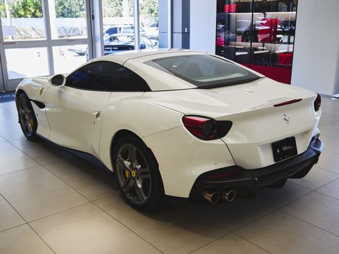 Used 2023 Ferrari Portofino M image 19