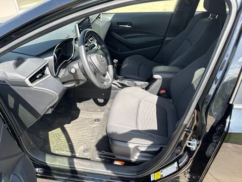 Used 2021 Toyota Corolla SE FWD image 23