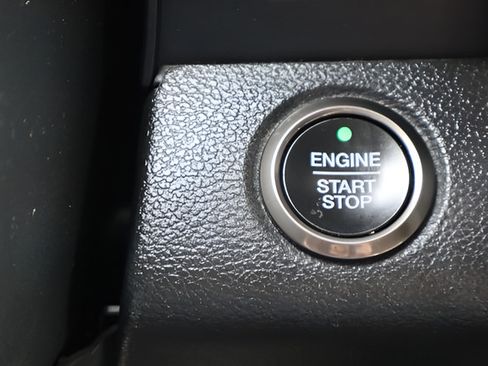Used 2019 Ford F150 Raptor w/ Equipment Group 802A Luxury AWD/4WD image 17
