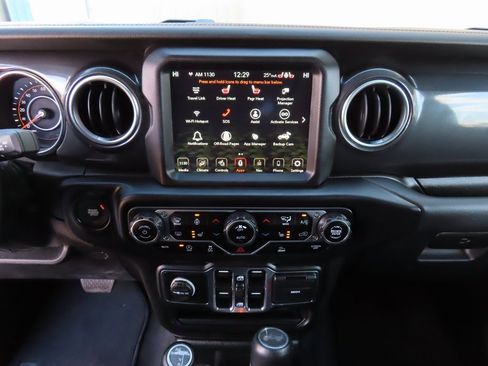 Used 2023 Jeep Wrangler Sahara image 16