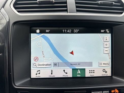 Used 2018 Ford Explorer XLT w/ Equipment Group 202A image 4