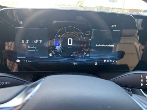 New 2026 Chevrolet Equinox LT w/ Convenience Package II image 3