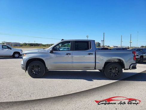 New 2026 Chevrolet Silverado 1500 Custom image 1