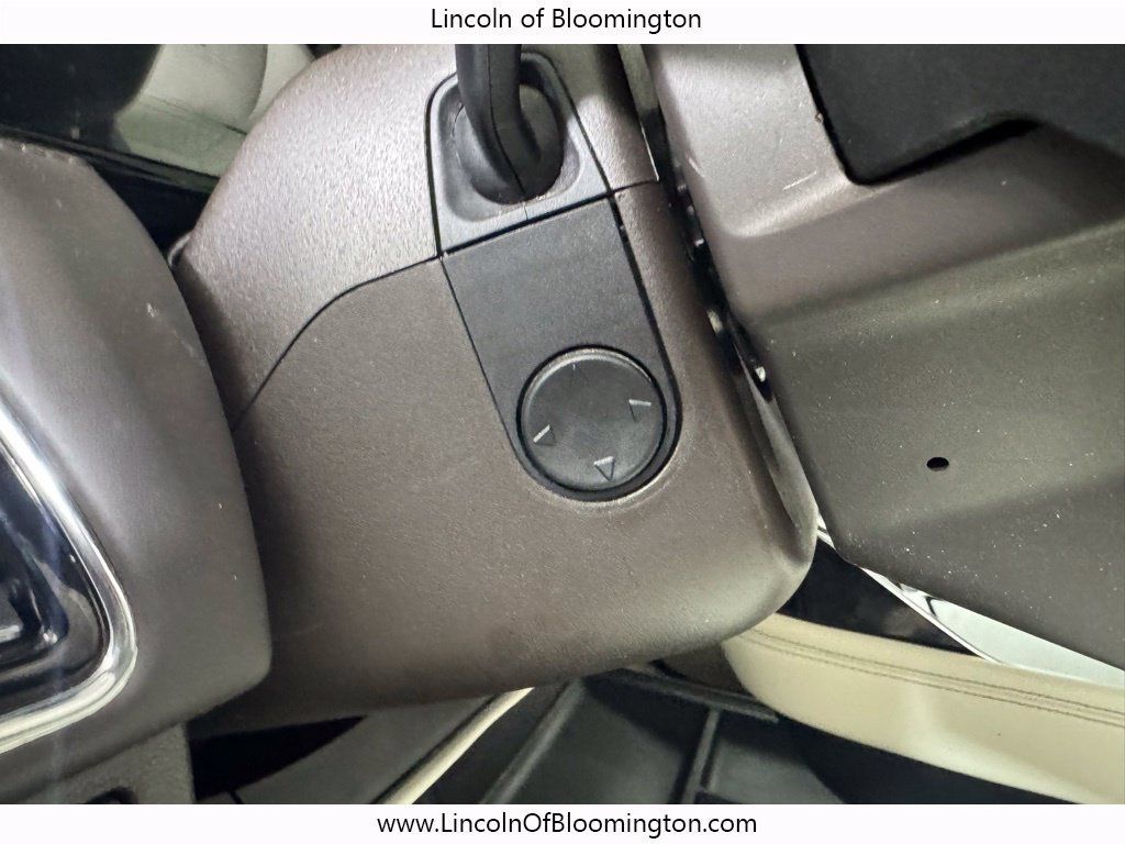 Certified 2023 Lincoln Navigator Black Label AWD/4WD image 40