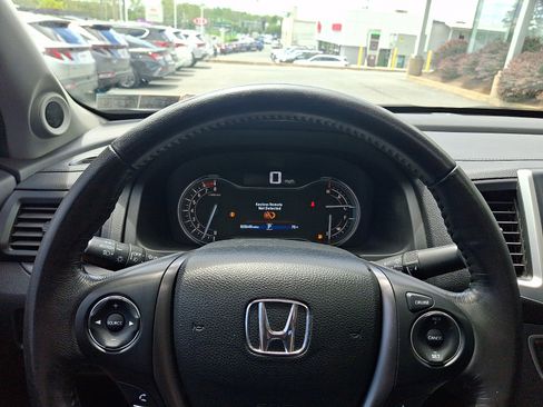 Used 2019 Honda Ridgeline RTL image 17