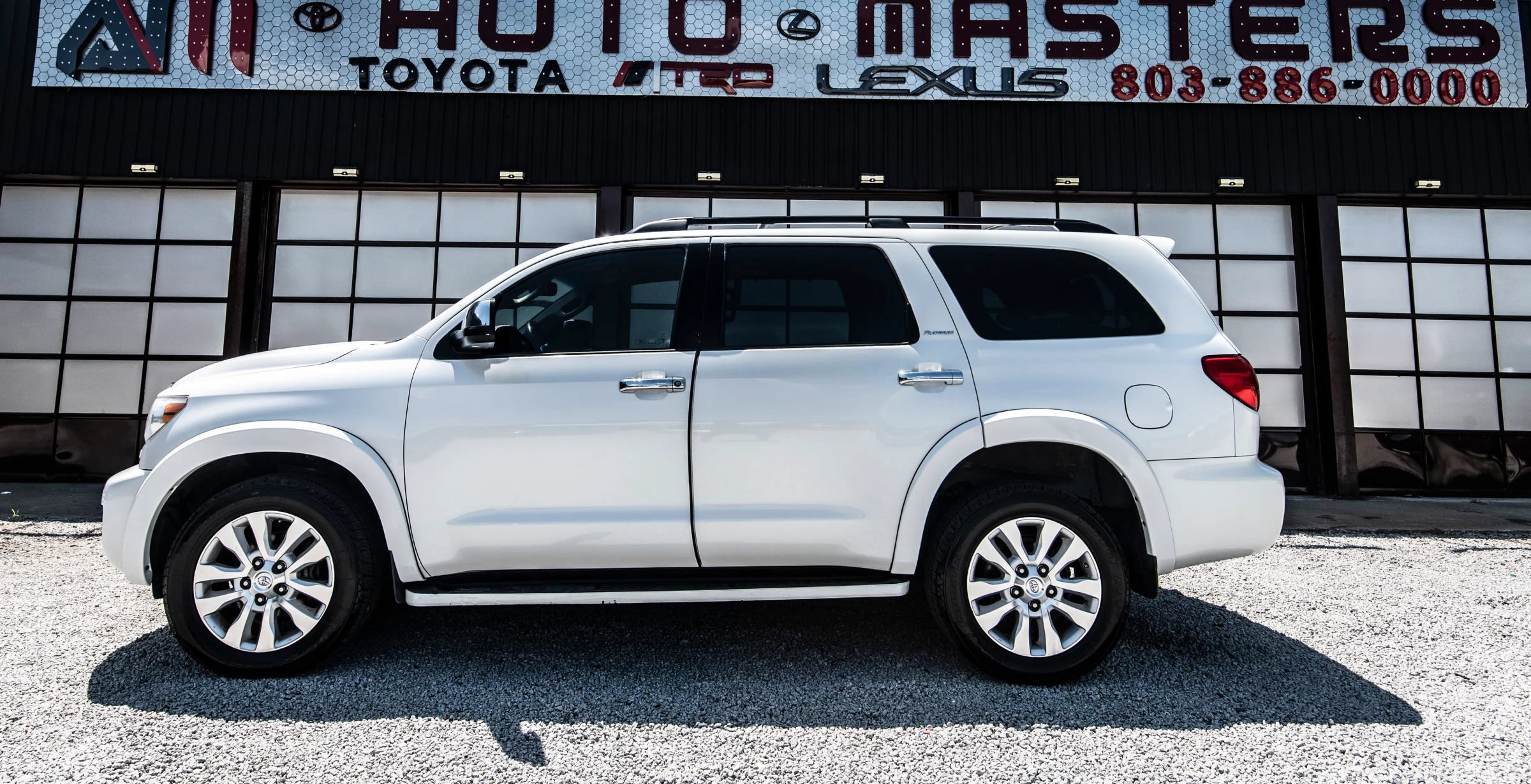 Used 2014 Toyota Sequoia Platinum AWD/4WD image 10