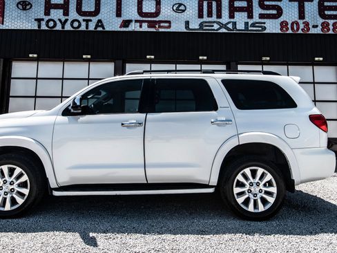 Used 2014 Toyota Sequoia Platinum AWD/4WD image 10