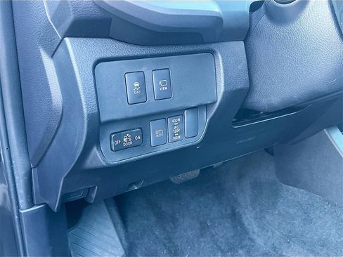 Used 2023 Toyota Tacoma TRD Sport image 10