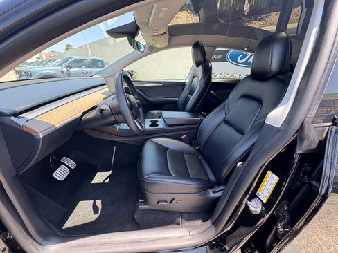 Used 2022 Tesla Model Y Performance AWD/4WD image 12