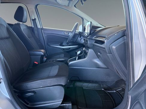 Used 2021 Ford EcoSport SE w/ SE Convenience Package image 21
