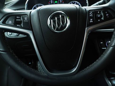 Used 2022 Buick Encore Preferred AWD/4WD image 15