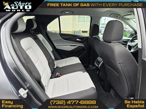 Used 2022 Chevrolet Equinox LT AWD/4WD image 17