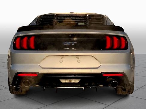 Used 2018 Ford Mustang GT w/ Equipment Group 301A image 4
