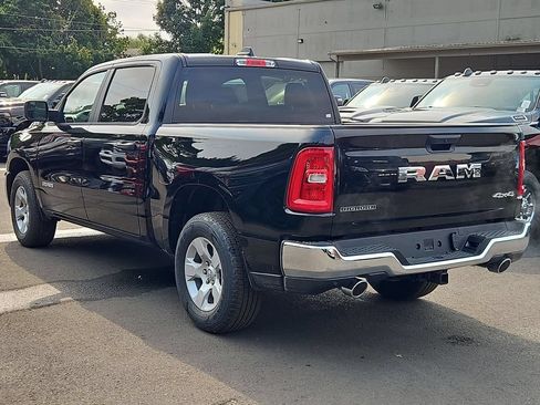 New 2026 RAM 1500 Big Horn AWD/4WD image 5