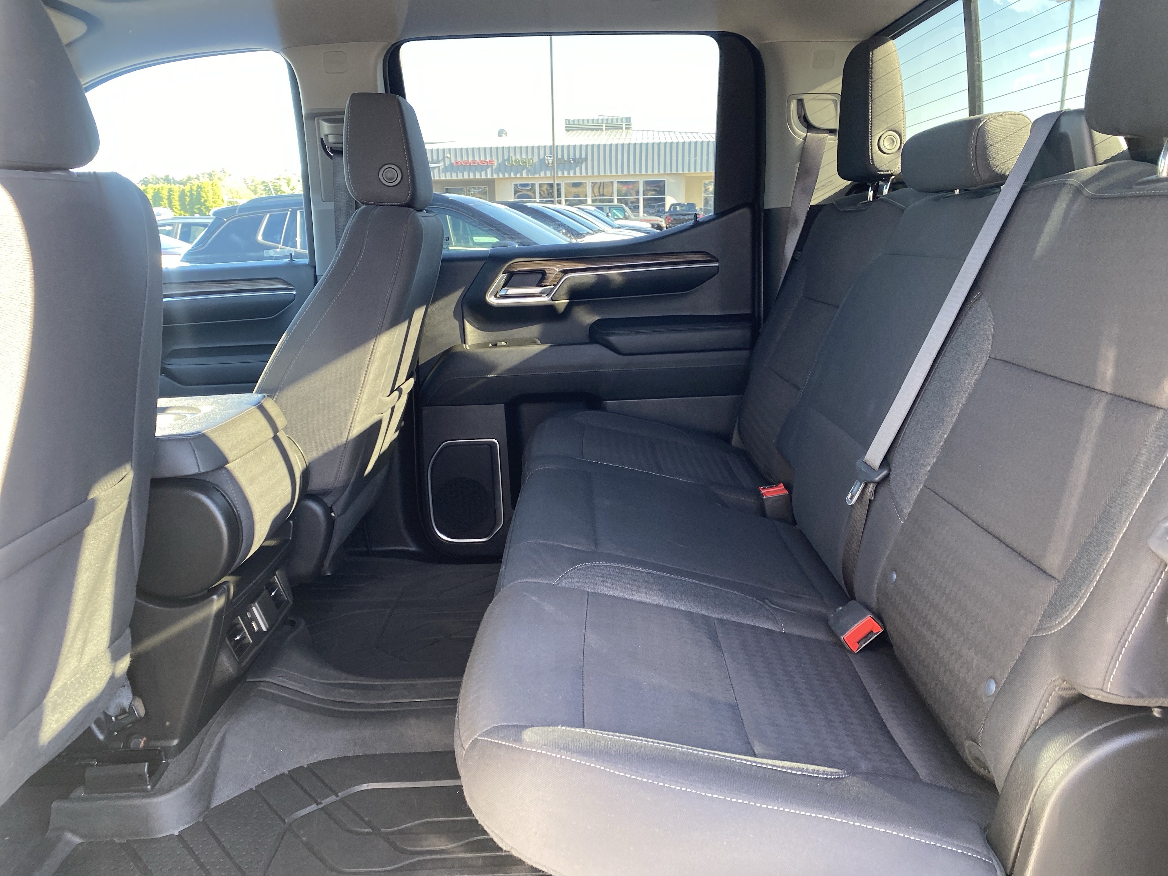 Used 2024 Chevrolet Silverado 1500 LT w/ Convenience Package II AWD/4WD image 19