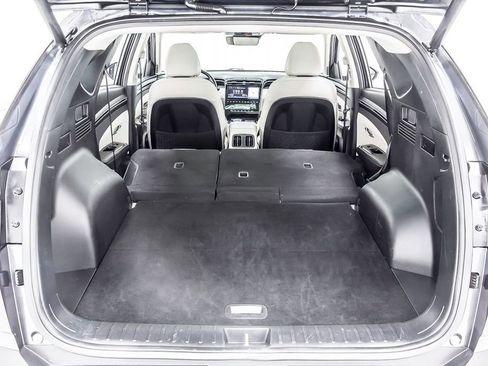 Used 2023 Hyundai Tucson Limited image 34