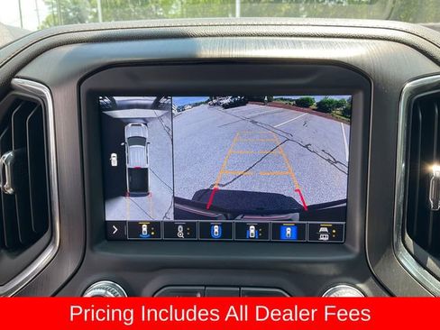 Used 2022 GMC Sierra 2500 AT4 w/ AT4 Premium Plus Package AWD/4WD image 17