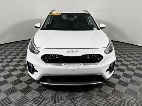 Used 2022 Kia Niro LXS FWD image 2