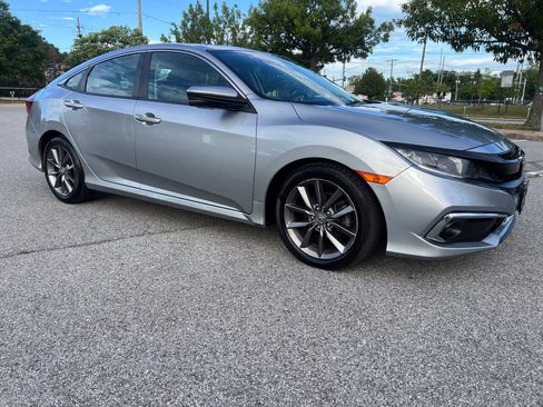 Used 2020 Honda Civic EX image 4