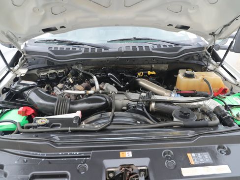 Used 2018 Ford F350 XL w/ XL Value Package image 4