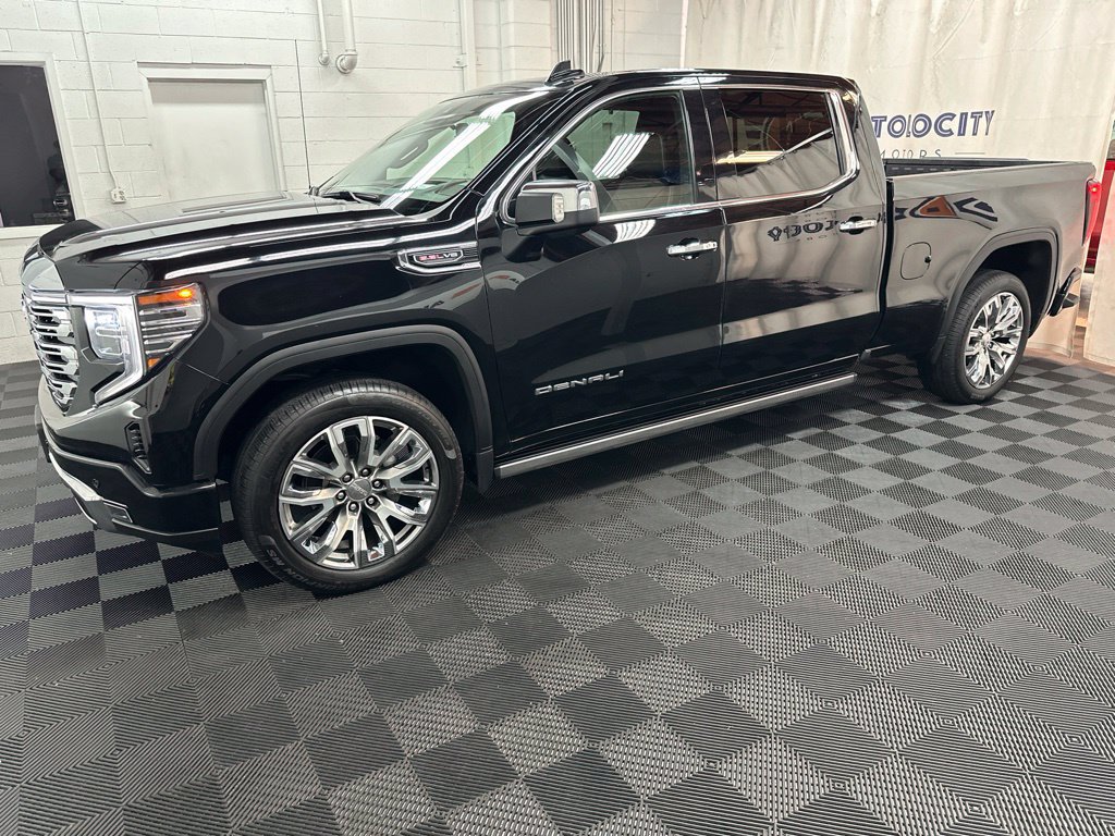 Used 2023 GMC Sierra 1500 Denali w/ Denali Reserve Package AWD/4WD image 5