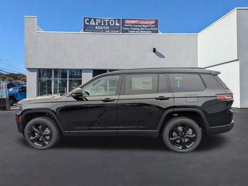 New 2025 Jeep Grand Cherokee L Altitude image 5
