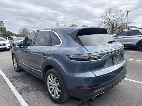 Used 2019 Porsche Cayenne image 3