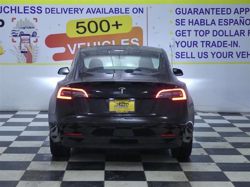 Used 2019 Tesla Model 3 Standard Range Plus image 4