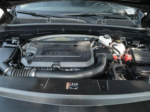 Used 2023 Buick Envision Avenir image 14