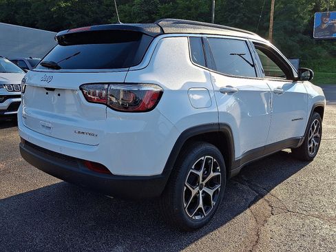 New 2026 Jeep Compass Limited AWD/4WD image 3