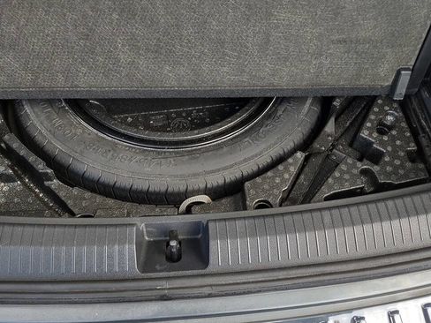 Used 2019 Volkswagen Tiguan S w/ Driver Assistance Package FWD image 29
