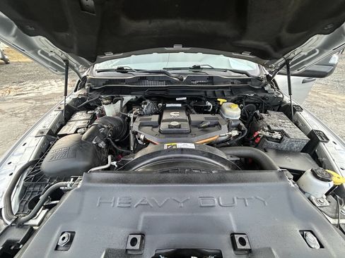 Used 2018 RAM 3500 Tradesman w/ Chrome Appearance Group image 20