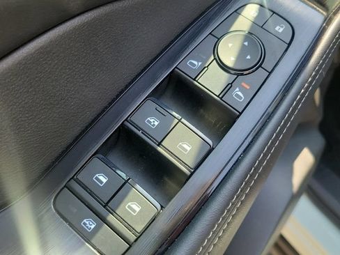Certified 2023 Nissan Rogue SV w/ SV Premium B Package FWD image 11
