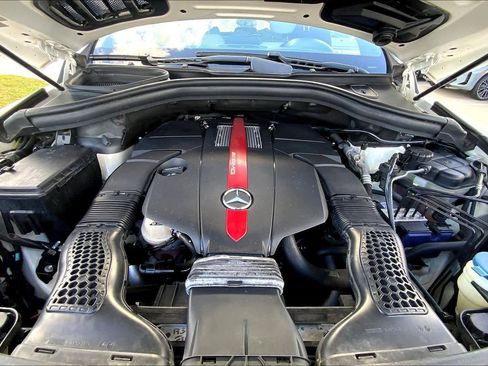 Used 2018 Mercedes-Benz GLE 43 AMG AMG GLE 43 image 32