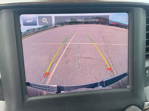 Used 2022 RAM 1500 Laramie AWD/4WD image 22