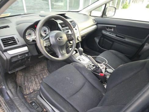 Used 2013 Subaru Impreza 2.0i Premium w/ All-Weather Pkg image 9
