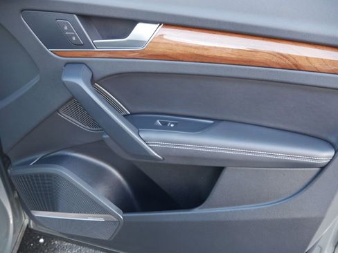 Certified 2023 Audi Q5 2.0T Premium Plus w/ Premium Plus Package image 28