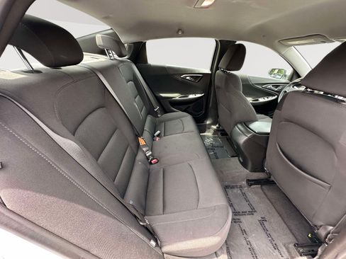 Used 2024 Chevrolet Malibu LS FWD image 27