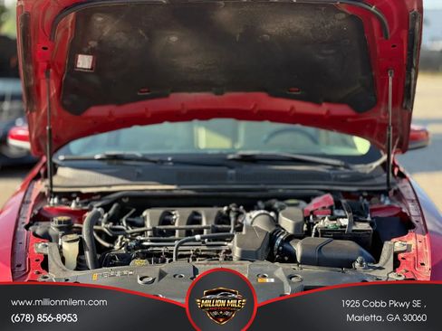 Used 2013 Ford Taurus SEL FWD image 28