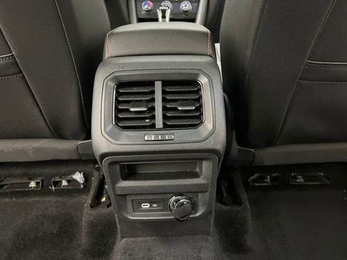 Used 2024 Volkswagen Tiguan Wolfsburg Edition image 25