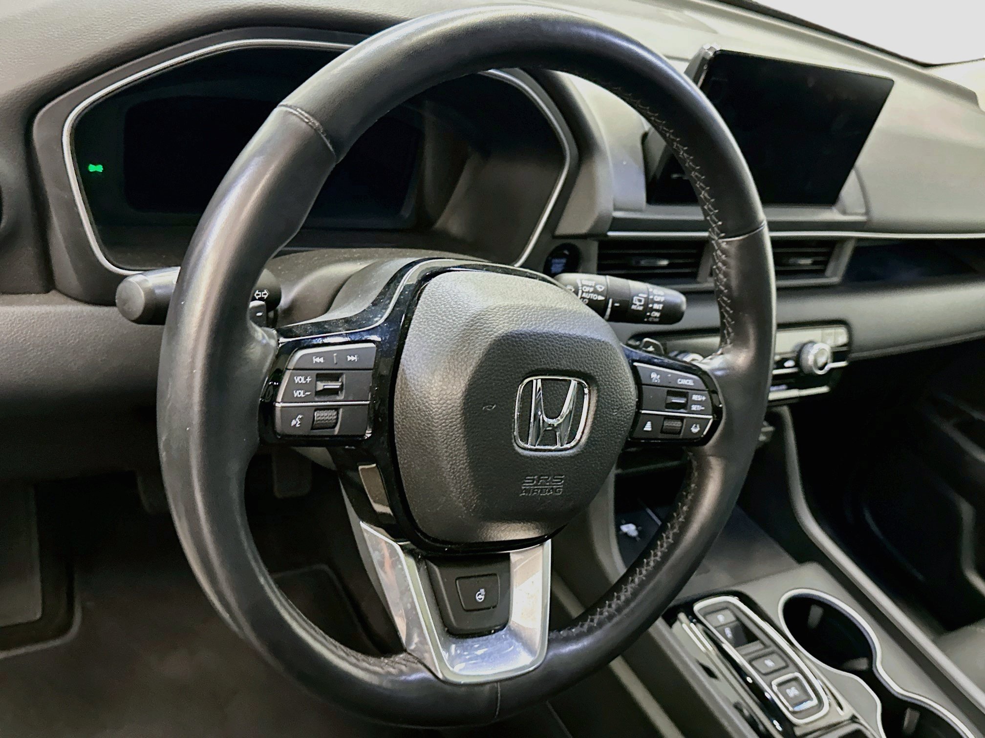 Used 2025 Honda Pilot Elite image 18