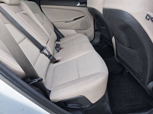 Used 2019 Hyundai Tucson SE FWD image 38